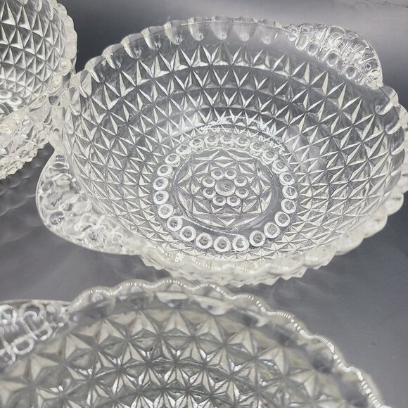 Vintage Clear Glass Dessert Bowls Cut Diamond Hobnail Pattern Set Of 4 - Picture 3 of 7